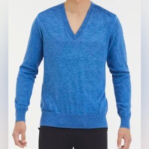 Brooks Brothers Blue Stretch Wool V-Neck Sweater 
Men’s Size Large